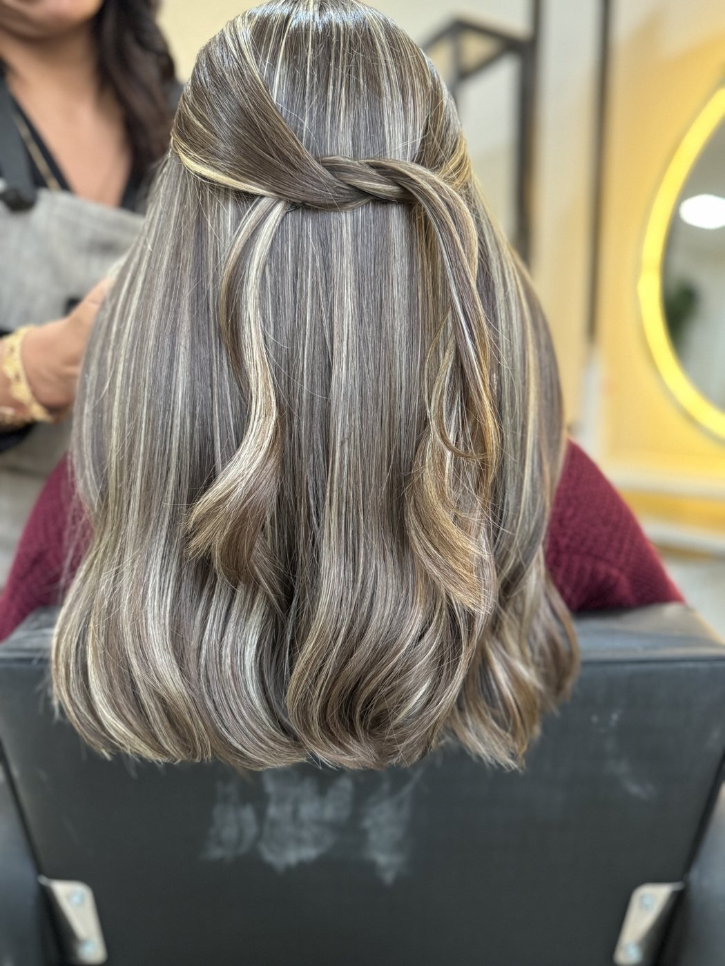 Resultado de mechas e loiro no Espaço Favorita
